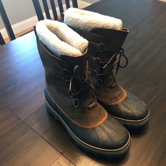 sorel men's caribou snow boots